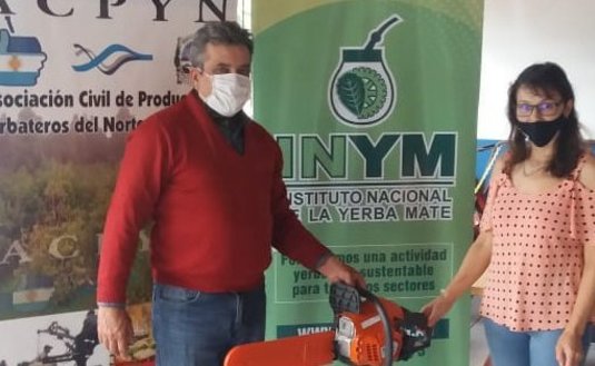 Imagen de Entregamos herramientas en Andresito, Wanda, Jardín y Capioví Imagen de Entregamos herramientas en Andresito, Wanda, Jardín y Capioví