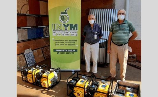 Imagen de Continúa la entrega de motobombas y tanques para riego de yerbales Imagen de Continúa la entrega de motobombas y tanques para riego de yerbales