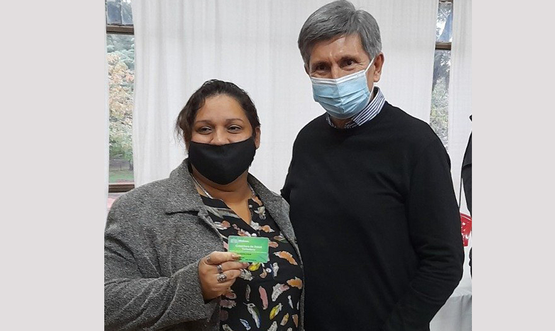 Imagen de Productores de Ruiz de Montoya y Jard&iacute;n Am&eacute;rica recibieron sus carnets de cobertura de salud