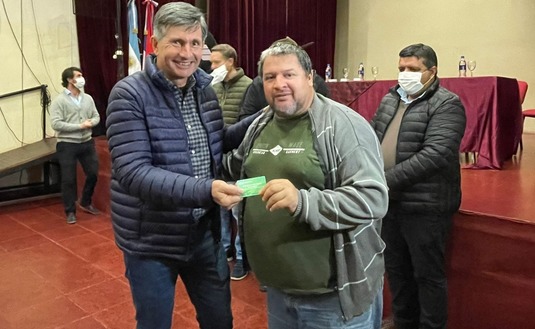 Imagen de La Cobertura de Salud Yerbatera ya alcanza a 1.200 pequeños productores y sus familias Imagen de La Cobertura de Salud Yerbatera ya alcanza a 1.200 pequeños productores y sus familias