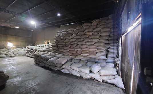 Imagen de Fue clausurado un molino de yerba mate donde se detectaron graves irregularidades Imagen de Fue clausurado un molino de yerba mate donde se detectaron graves irregularidades
