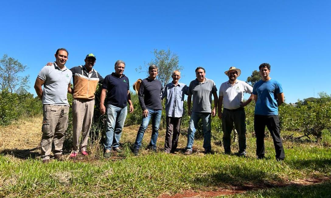 Imagen de El Servicio de Extensi&oacute;n Yerbatero consolida su presencia en las chacras, junto a los productores