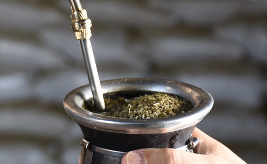 El 2021 cerró con un récord histórico de producción y consumo interno de yerba  mate