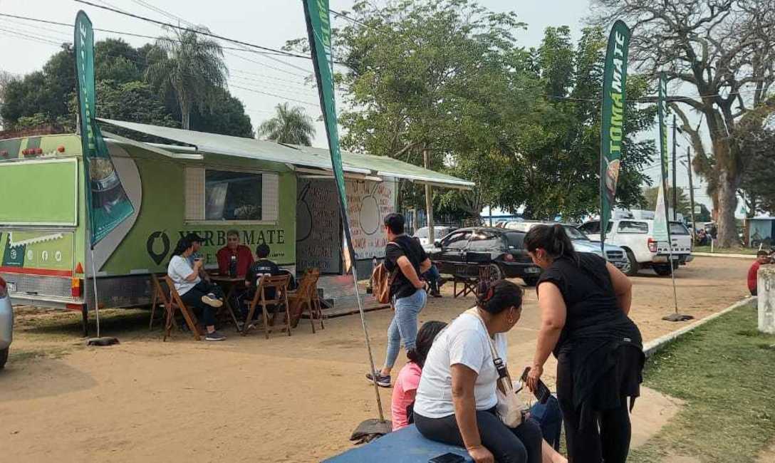 Imagen de La yerba mate acompa&ntilde;&oacute; a m&aacute;s de 200 mil j&oacute;venes que peregrinaron a Itat&iacute;