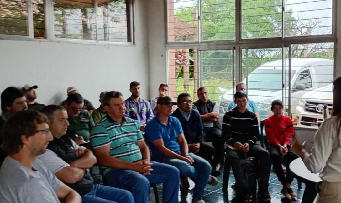 Imagen de Jornada sobre plagas en yerba mate
