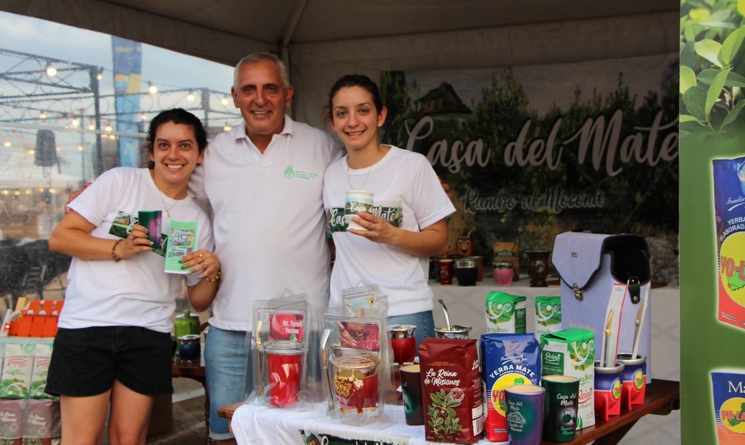Imagen de El D&iacute;a Nacional del Mate se celebr&oacute; en Posadas con m&aacute;s de 40 productores- emprendedores, empresas y cooperativas, y miles de materos