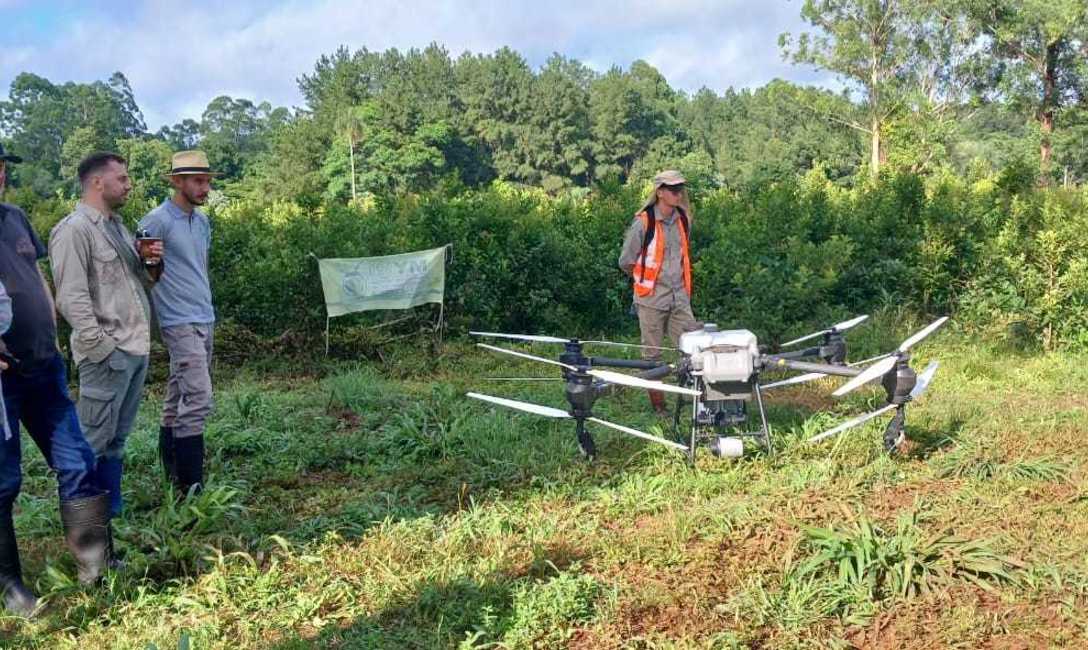 Imagen de Demostraci&oacute;n de uso de drones para aplicaciones foliares