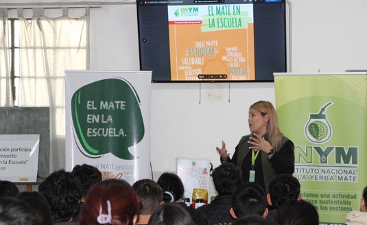 Imagen de Docentes y estudiantes respaldan El Mate en la Escuela