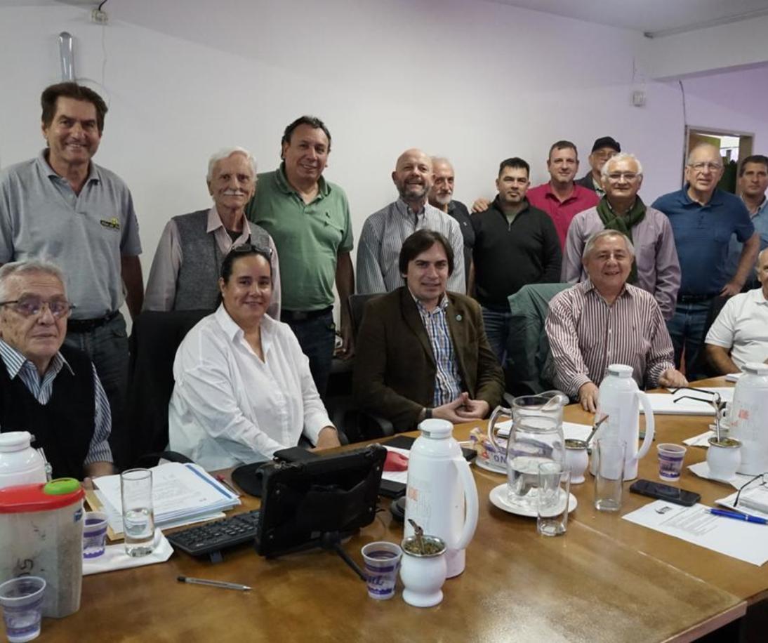 Imagen de El Directorio del INYM recibió al presidente de CONINAGRO
