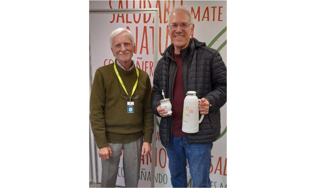 Ricardo Rubén Kalitko, Director por la Producción del INYM, junto al Dr. Juan Ferrario.