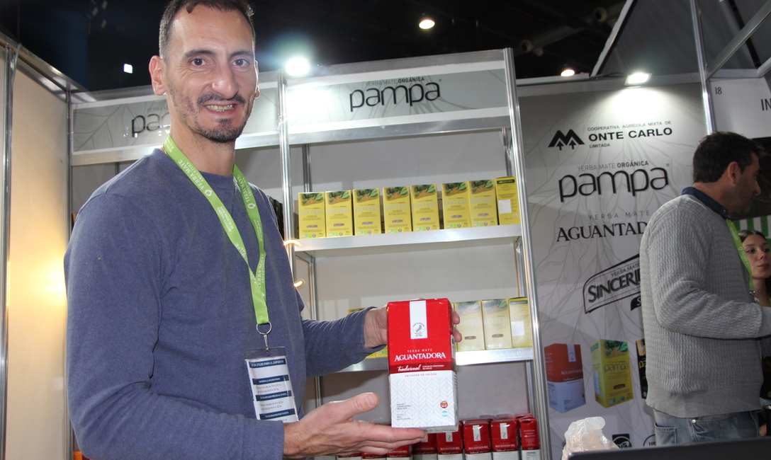 Yerba mate Pampa Orgánica y Pampa Orgánica Intensa, de la Cooperativa Agrícola Mixta de Monte Carlo Limitada, es un producto Premium, de agricultura sustentable,