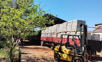 Imagen de El INYM clausuró un molino, intervino 33 mil kilos de yerba mate envasada e inutilizó 150 mil kilos de palitos