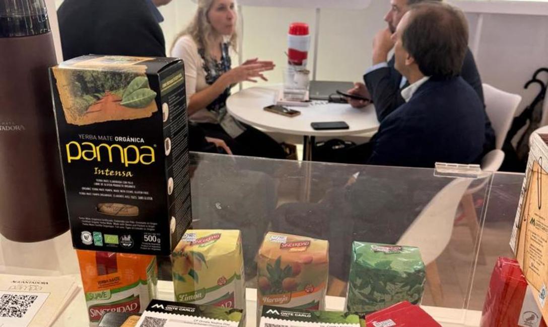 Imagen de El INYM y 13 empresas y cooperativas buscan sumar consumidores y consolidar el mercado de la Yerba Mate Argentina en la feria ANUGA 2025, en Alemania