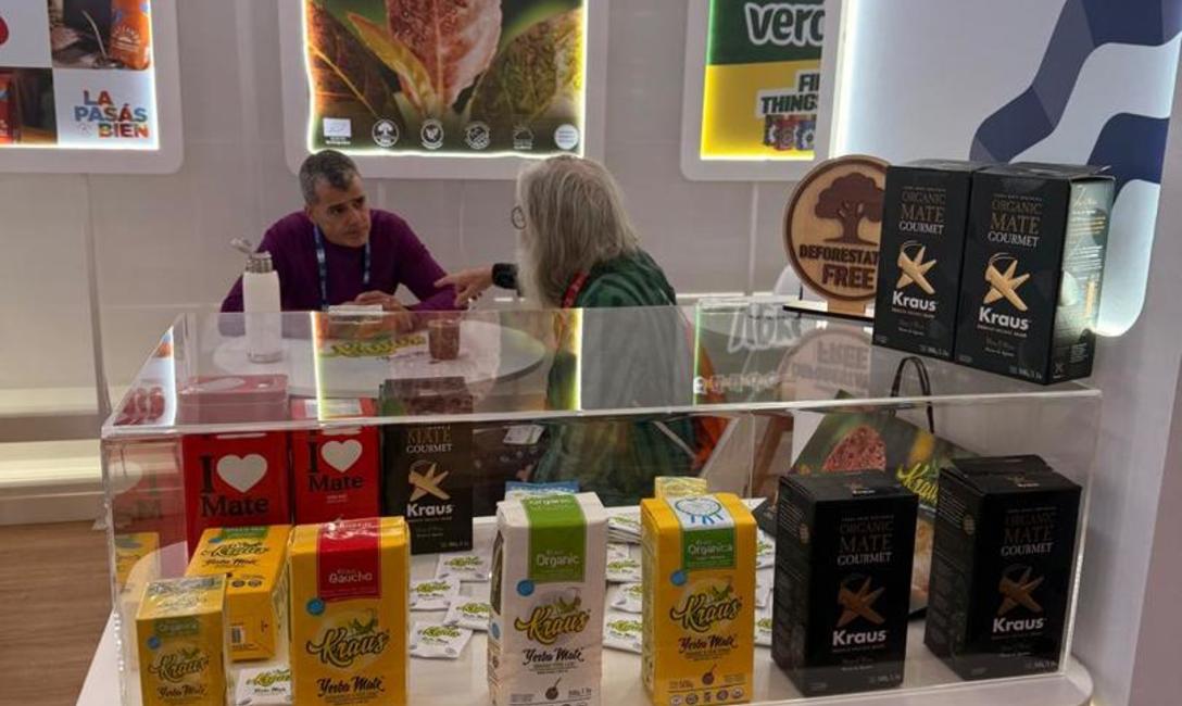 Imagen de El INYM y 13 empresas y cooperativas buscan sumar consumidores y consolidar el mercado de la Yerba Mate Argentina en la feria ANUGA 2025, en Alemania