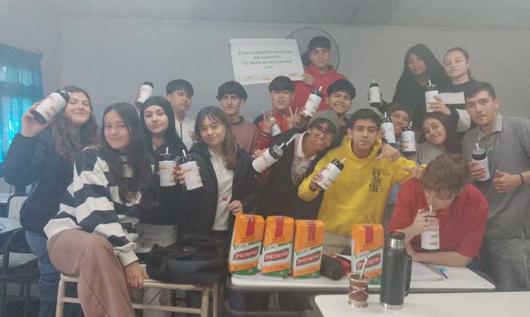 Imagen de Con El Mate en la Escuela, la Infusi&oacute;n Nacional se multiplica con los j&oacute;venes en R&iacute;o Negro