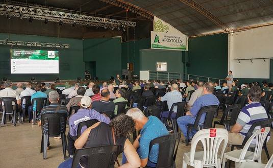 Imagen de El INYM brindó una charla informativa sobre el C.C.G. en la Jornada Tecnológica de la Fiesta Nacional de la Yerba Mate