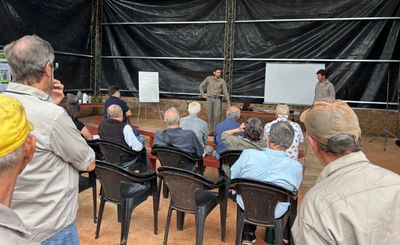 Imagen de Capacitaci&oacute;n del SEY sobre plagas y enfermedades en yerba mate con productores de Ober&aacute;