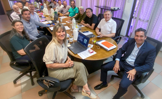 Imagen de El nuevo presidente del INYM, Rodrigo Correa, coordin&oacute; la reuni&oacute;n de Directorio