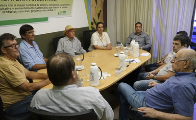 Imagen de El INYM recibi&oacute; a dirigentes de asociaciones yerbateras
