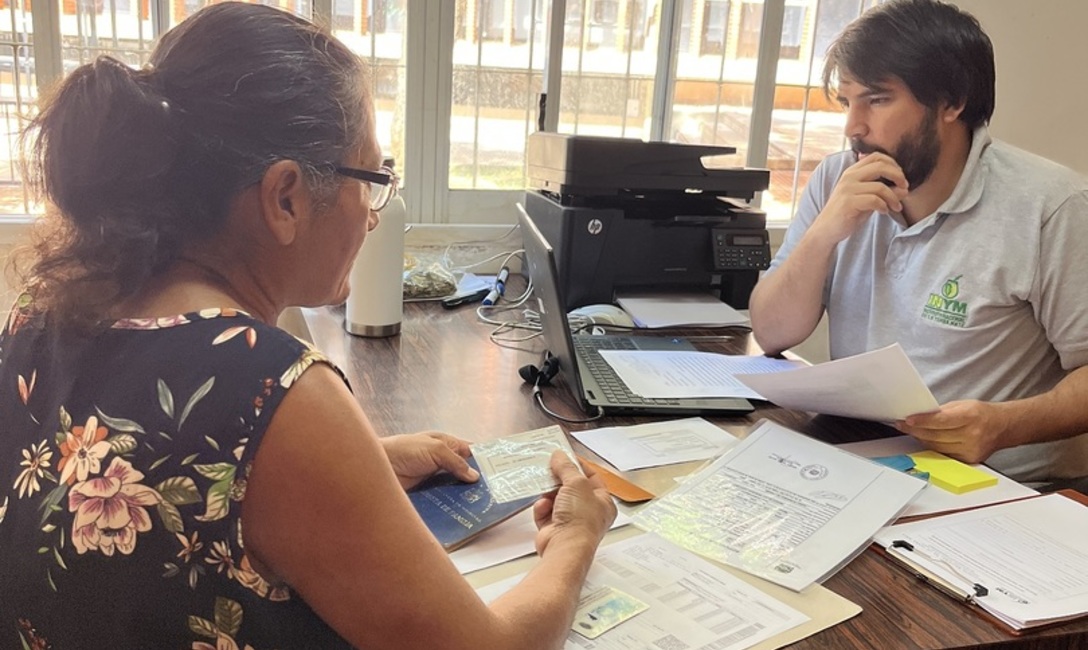 Imagen de Productores de Arist&oacute;bulo del Valle recibieron asesoramiento y gestionaron tr&aacute;mites en la Jornada Itinerante del INYM