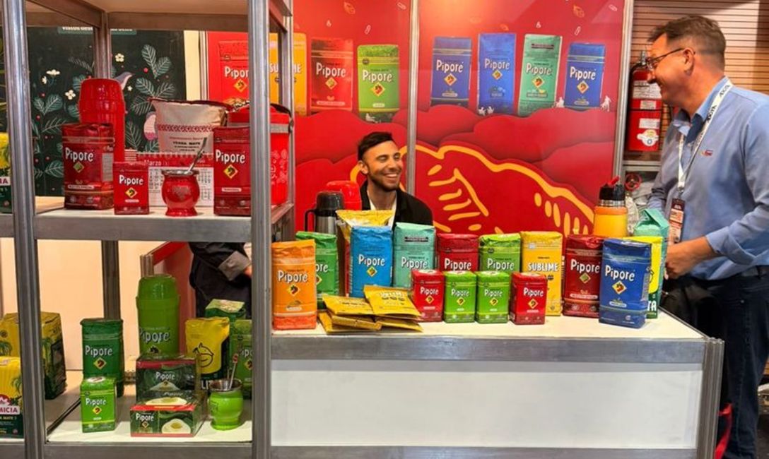 Imagen de La yerba mate estuvo presente en la principal feria de distribuidores y mayoristas de alimentos del pa&iacute;s