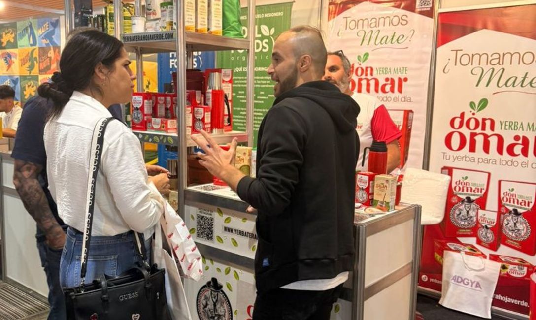 Imagen de La yerba mate estuvo presente en la principal feria de distribuidores y mayoristas de alimentos del pa&iacute;s