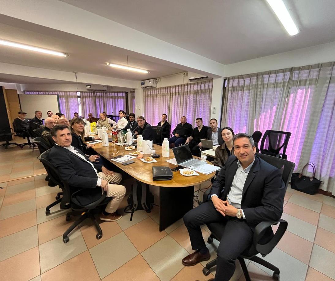 Imagen de El INYM realiz&oacute; una reuni&oacute;n extraordinaria de Directorio por la visita de funcionarios nacionales centrada en la modernizaci&oacute;n institucional