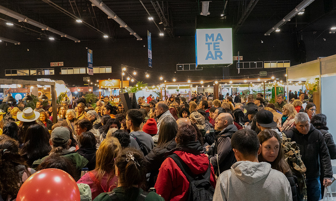 Imagen de MATEAR 2026: la yerba mate argentina en su plenitud, con miles de visitantes en la primera jornada en La Rural